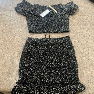 2 piece set, new condition never has been worn